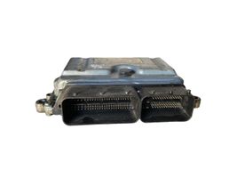 Volvo V50 Engine control unit/module 8667577