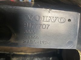 Volvo V70 Panelė 9177707