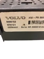 Volvo XC70 Boîte à fusibles 8688153