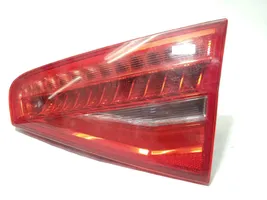 Audi A4 Allroad Lampy tylnej klapy bagażnika 8K5945094AC