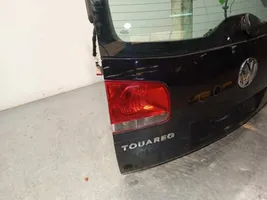 Volkswagen Touareg I Aizmugurējais pārsegs (bagāžnieks) 7L6827025AS