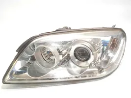 Chevrolet Captiva Lampa przednia 96626973