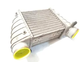 Audi TT Mk1 Starpdzesētāja radiators 8L9145805H