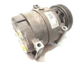 Nissan Primastar Compressore aria condizionata (A/C) (pompa) 7700105765