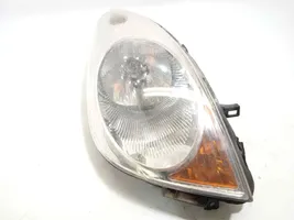 Nissan Note (E11) Lampa przednia 260109U10A