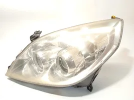 Opel Vectra C Lampa przednia 13251939