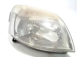 Peugeot Partner Lampa przednia 6205AW