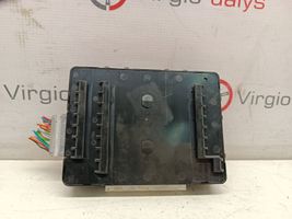 KIA Sportage Oven keskuslukituksen ohjausyksikön moduuli 97r012398