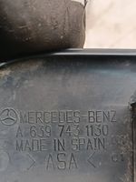 Mercedes-Benz Vito Viano W639 Lampa oświetlenia tylnej tablicy rejestracyjnej A6397431130