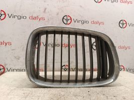 BMW 5 E39 Grille de calandre avant 8159314