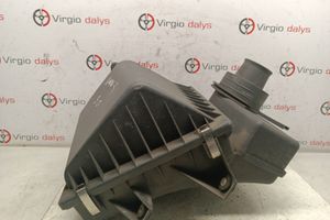 1736138 BMW 7 E38 Luftfilterkasten, 49.99 € | RRR 