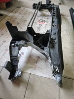 Mercedes-Benz Sprinter W906 Support de radiateur sur cadre face avant 