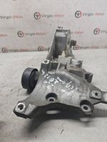 Volkswagen Tiguan Mocowanie alternatora 03L903143Q