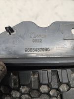 Peugeot 407 Etupuskurin ylempi jäähdytinsäleikkö 9656437980