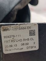 Ford Fiesta Priekšpusē slēdzene AM51U219A64EK