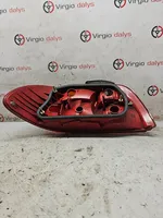 Toyota Avensis T220 Lampa tylna 2327