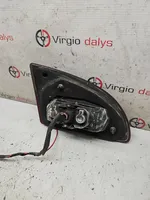 Toyota Avensis T220 Luci posteriori del portellone del bagagliaio 89022025