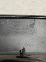 Toyota RAV 4 (XA20) Priekinės arkos apdaila 7560242070