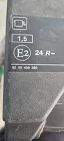 Renault Megane II Set scatola dei fusibili 8200438360