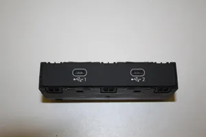 Audi A6 S6 C8 4K USB-ohjainlaite 4N1035736