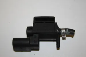 Audi A4 S4 B8 8K Turboahtimen magneettiventtiili 037906283C