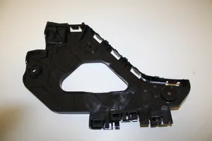 Audi Q7 4M Staffa angolare del supporto di montaggio del paraurti 4M8807453