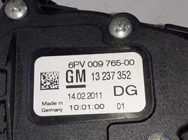 Ford Puma Pedał gazu / przyspieszenia 13237352