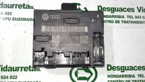 Audi A4 Allroad Vartų valdymo modulis 8K0959792D
