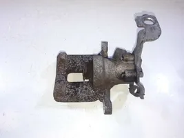 Toyota Auris E180 Supporto della pinza del freno posteriore 