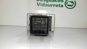 Dacia Sandero Przekaźnik / Modul układu ogrzewania wstępnego 110678071R