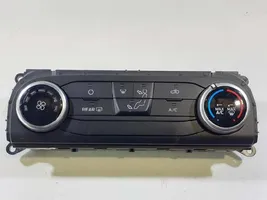 Ford Fiesta Panel klimatyzacji 2426641