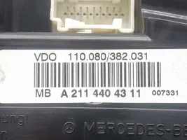 Mercedes-Benz E W211 Tachimetro (quadro strumenti) A2115408848