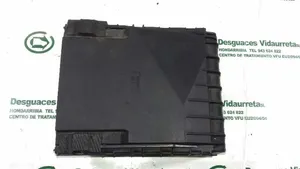 Volkswagen Jetta V Fuse module 1K0937125