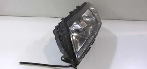 Volvo S80 Lampa przednia 9484241