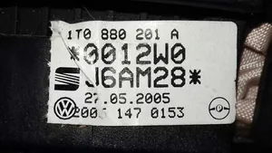 Volkswagen Touran I Poduszka powietrzna Airbag kierownicy 1T0880201A