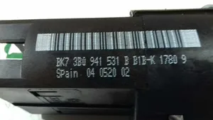 Ford Galaxy Interrupteur d'éclairage de la cabine dans le panneau 3B0941531B