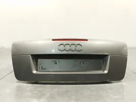 Audi A4 Allroad Задний подоконник 8H0827023B