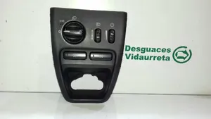 Volvo XC90 Interrupteur d'éclairage de la cabine dans le panneau 8685452