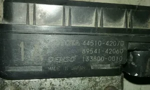Toyota RAV 4 (XA10) ABS-pumppu 4451042070