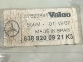 Mercedes-Benz Vito Viano W638 Передний поворотный фонарь A6388200921