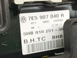 Volkswagen Multivan T5 Oro kondicionieriaus/ klimato/ pečiuko valdymo blokas (salone) 7E5907040AF