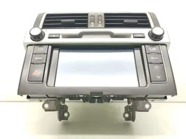 Toyota Land Cruiser (J200) Hi-Fi-äänentoistojärjestelmä 8614060150