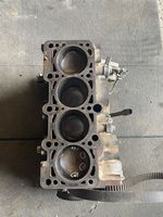 Audi A4 S4 B7 8E 8H Blokas 06F103021D