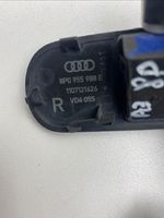 Audi A3 S3 A3 Sportback 8P Dysza spryskiwacza szyby przedniej / czołowej 8P0955988E