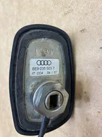 Audi A4 S4 B7 8E 8H Radio antena 8E9035503T