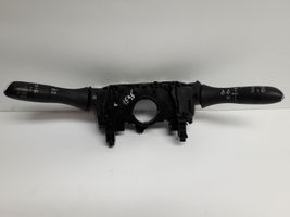 Renault Kadjar Suuntavilkun vipu 255678341R