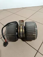 Audi A8 S8 D3 4E Ventola riscaldamento/ventilatore abitacolo 0130111047