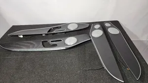 Mercedes-Benz C AMG W205 Kit garniture de panneaux intérieur de porte A2057307922