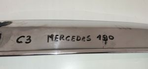 Mercedes-Benz 190 W201 Griglia superiore del radiatore paraurti anteriore 