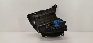 Audi A4 S4 B9 8W Réservoir de fluide AdBlue 8W0131878AT